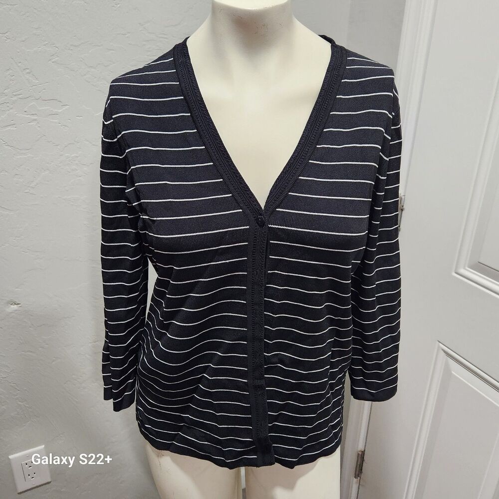 Covington Cardigan Womns SZ L Minimalist Corporate Office Preppy Workwear Casual